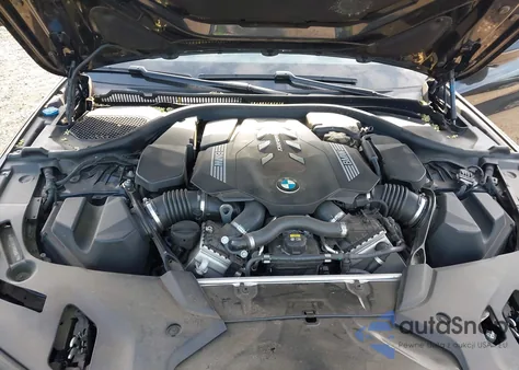 2021 BMW M550I xDrive z USA, uszkodzony, nr VIN WBA13BK08MCH00227